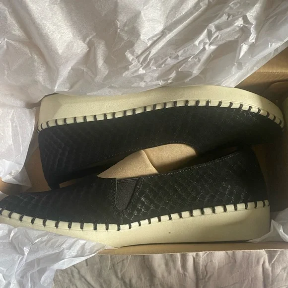 Brand new rare Sketchers Summer sheen loafers - Picture 8 of 9